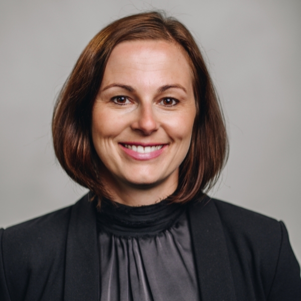 Kateřina Kočí, Zuzana Fellegi, Klára Benešová: Work and Family Balance in Top Diplomacy: The Case of the Czech Republic