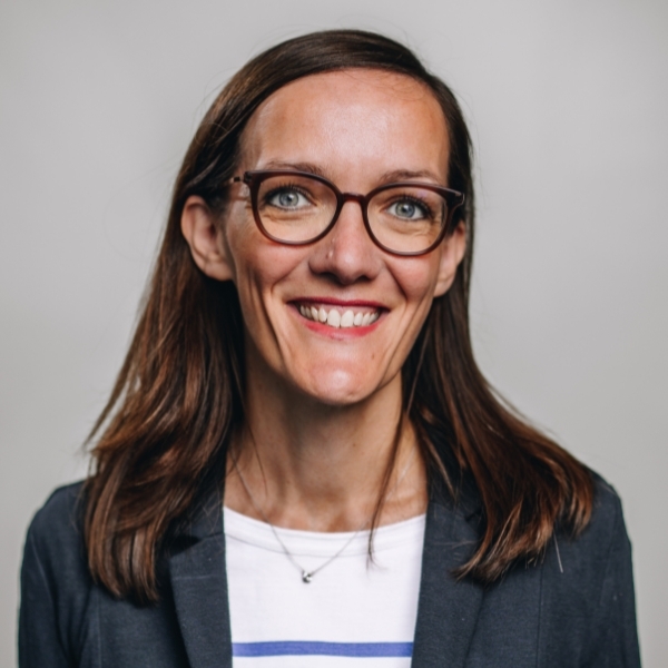 Laure De Batz, Evžen Kočenda: Financial crime and punishment: A meta-analysis