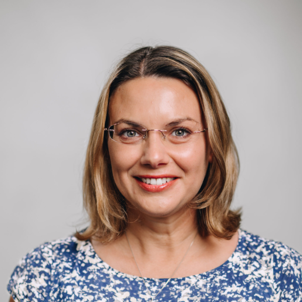 Smaranda Pantea: Digitalization of the Public Sector: Impacts on the Growth and Innovation of Domestic IT Sectors