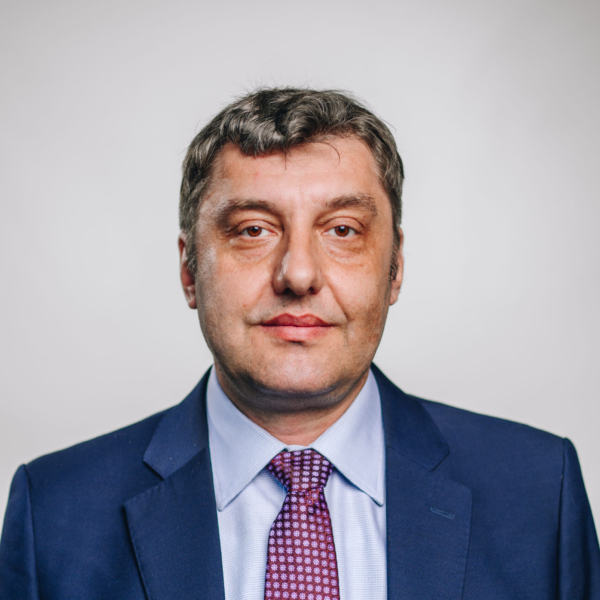 Zbyněk Dubský: Energetický diskurz Evropské komise a Evropského parlamentu a jeho vliv na členské státy