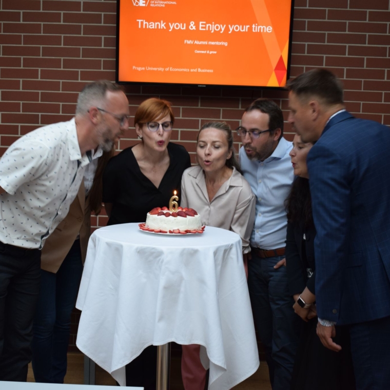 Přidejte se do Alumni mentoringu!