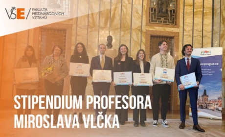 Stipendium profesora Miroslava Vlčka 2024 uděleno vynikající studentce programu Bachelor of International Business