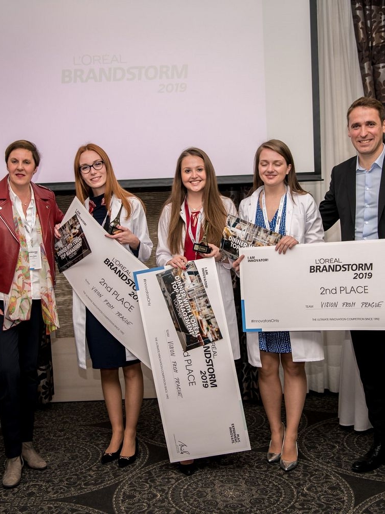 Úspěch studentů FMV ve studentské soutěži BRANDSTORM společnosti L´Oréal