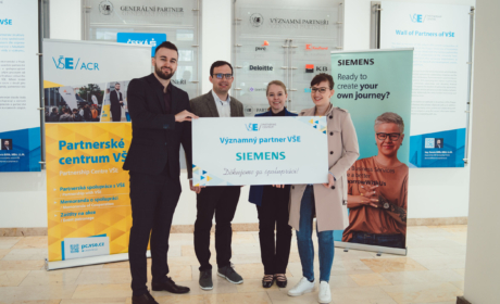 Fakulta mezinárodních vztahů uzavřela partnerství se společností Siemens