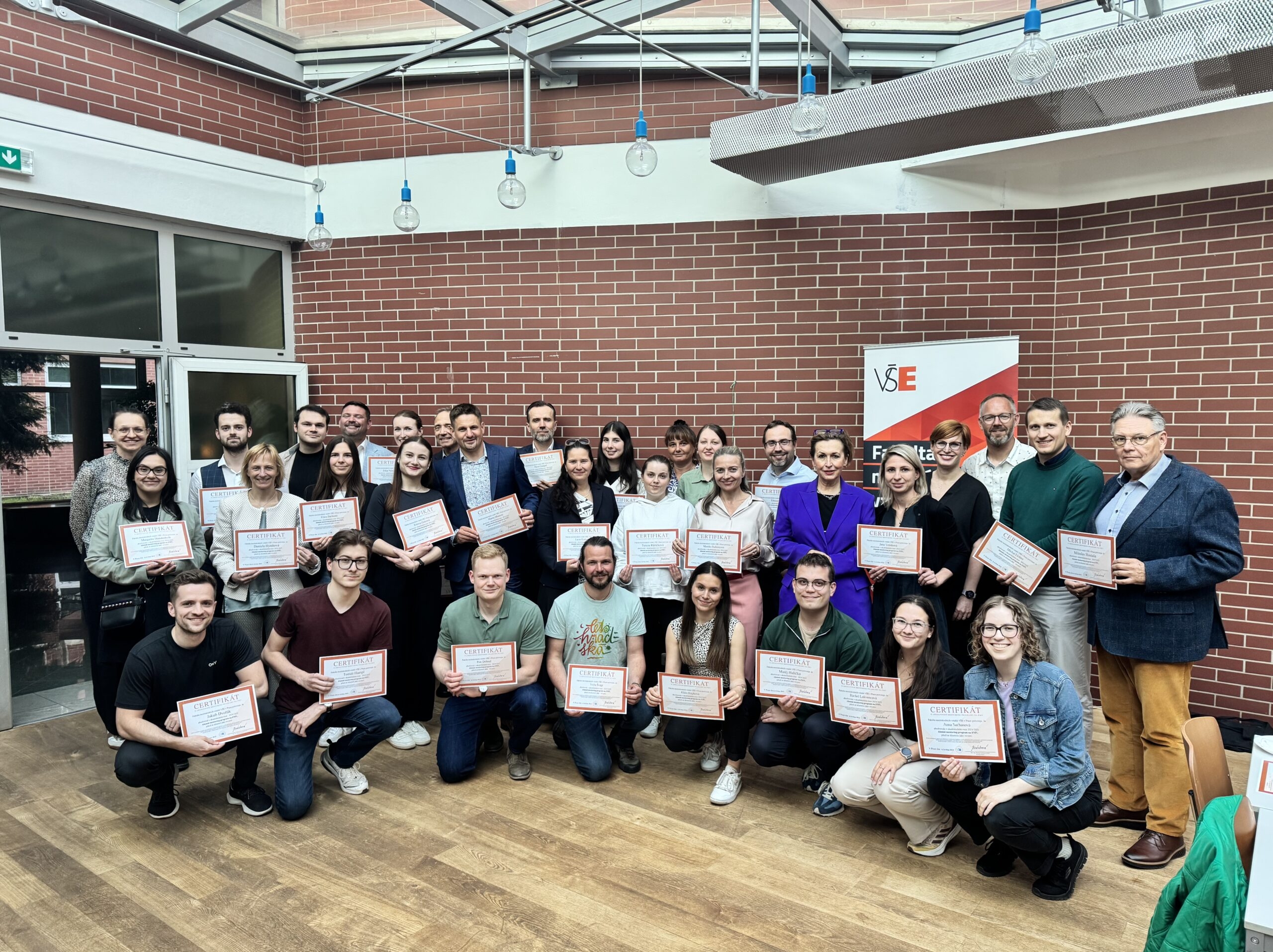 Další úspěšný ročník Alumni mentoringu zakončen!