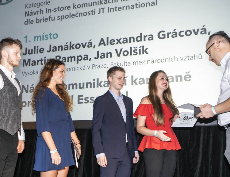 Studenti předmětu Retail Marketing opět zvítězili v soutěži POPAI STUDENT AWARDS 2019