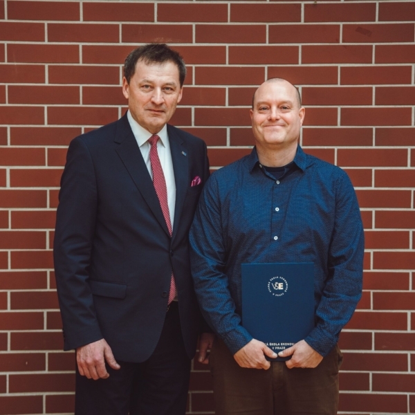 Fakulta mezinárodních vztahů