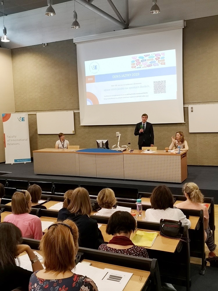 FMV pořádala konferenci Den s jazyky