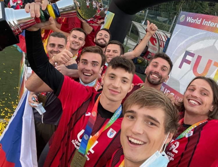 Studenti FMV reprezentovali VŠE ve futsale a přivezli si z mezinárodního turnaje v Říme 3. místo!
