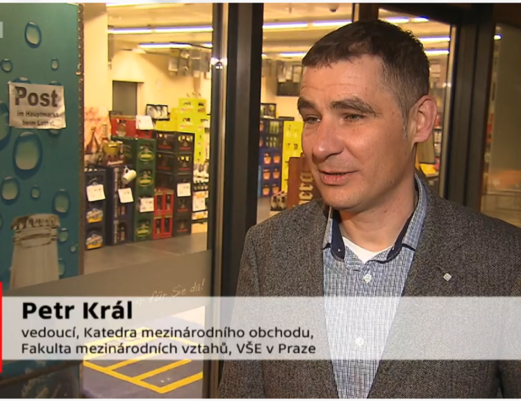 Vedoucí Katedry mezinárodního obchodu Petr Král v pořadu ČT Černé ovce